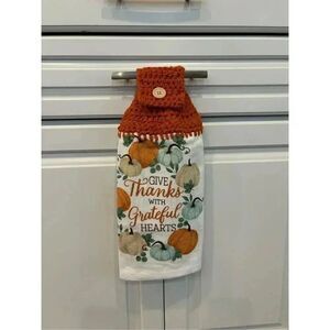 Crochet Top Kitchen Towel- Give Thanks With Grateful Hearts